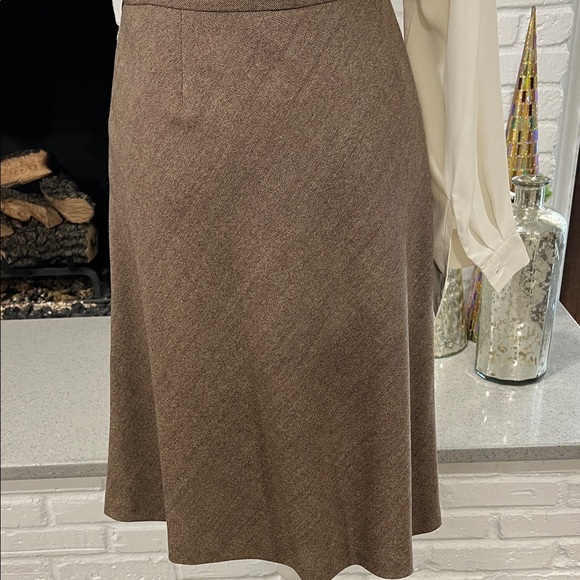 LOFT Elegant Brown A-Line Skirt - Picture 6 of 7